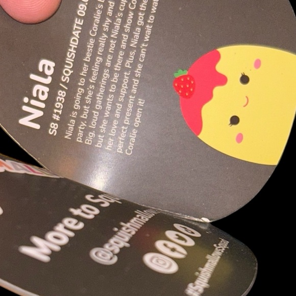 8-inch Niala the Strawberry Cheesecake Black Tag Select Series - Picture 7 of 9